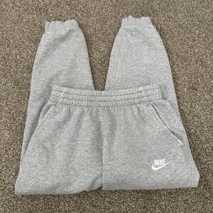 Nike Gray Joggers Boys Size Large